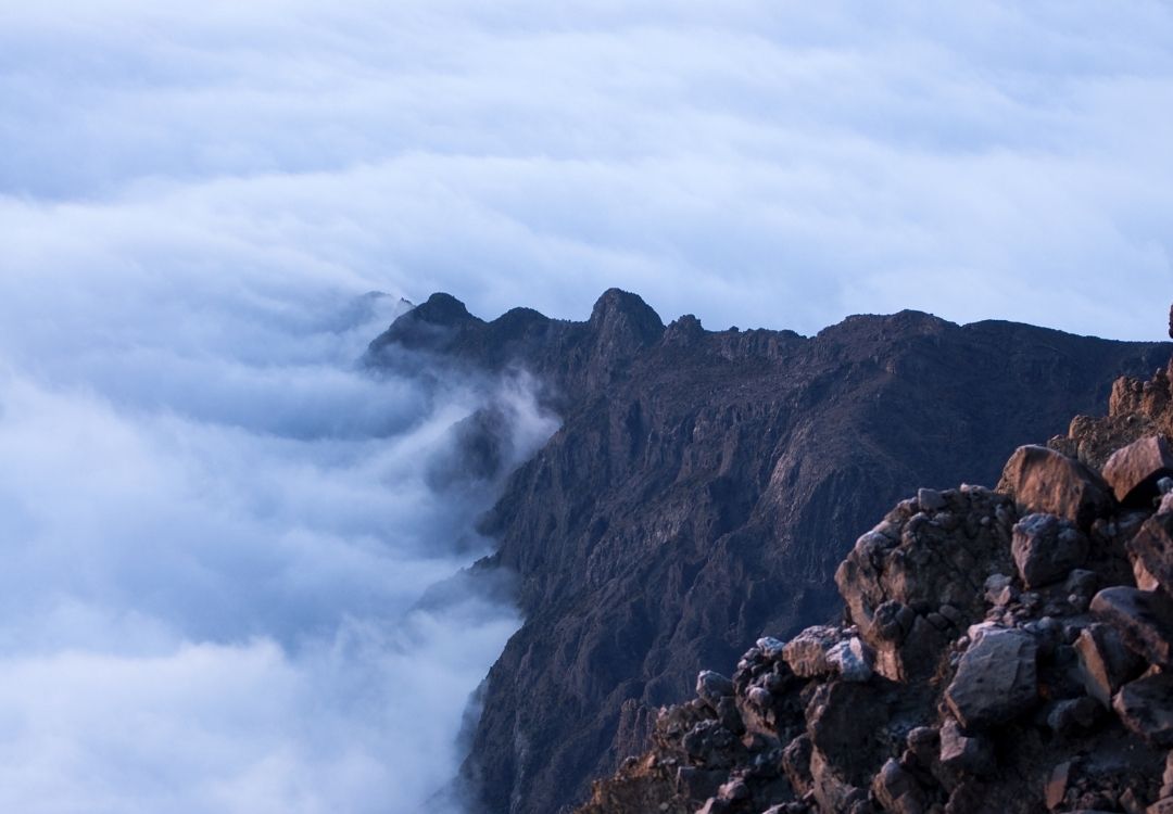 4-Day Mount Meru Itinerary gold tourism tanzania(1)