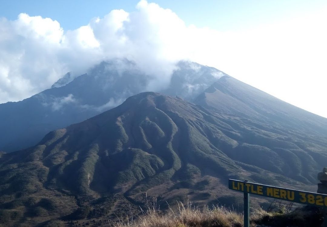 4-Day Mount Meru Itinerary gold tourism tanzania(4)